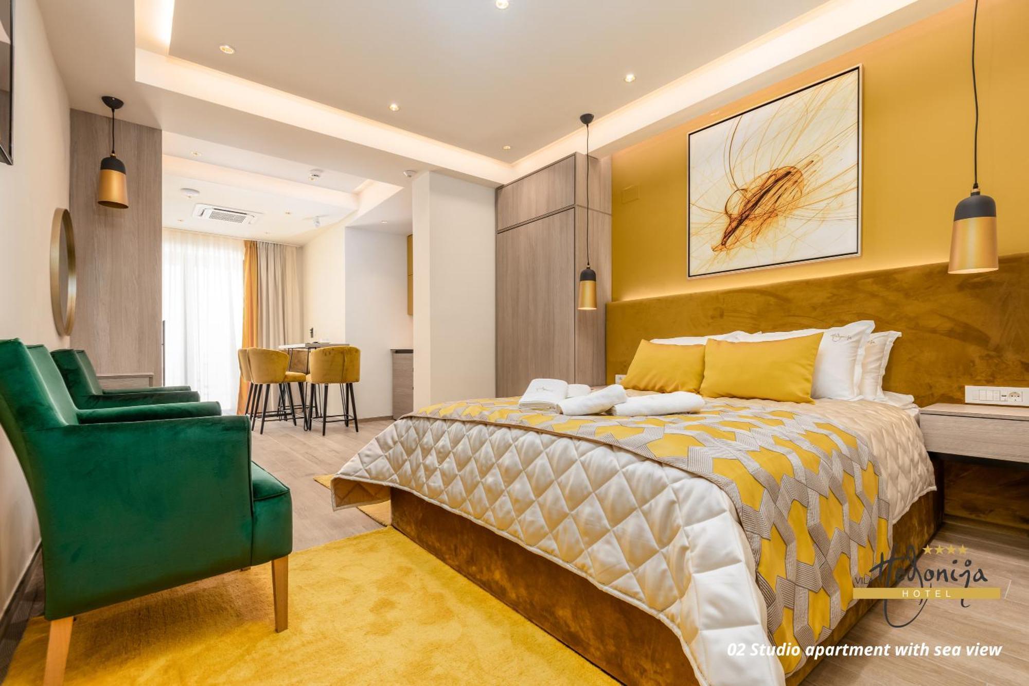 Hotel Vila Hedonija Herceg Novi Buitenkant foto