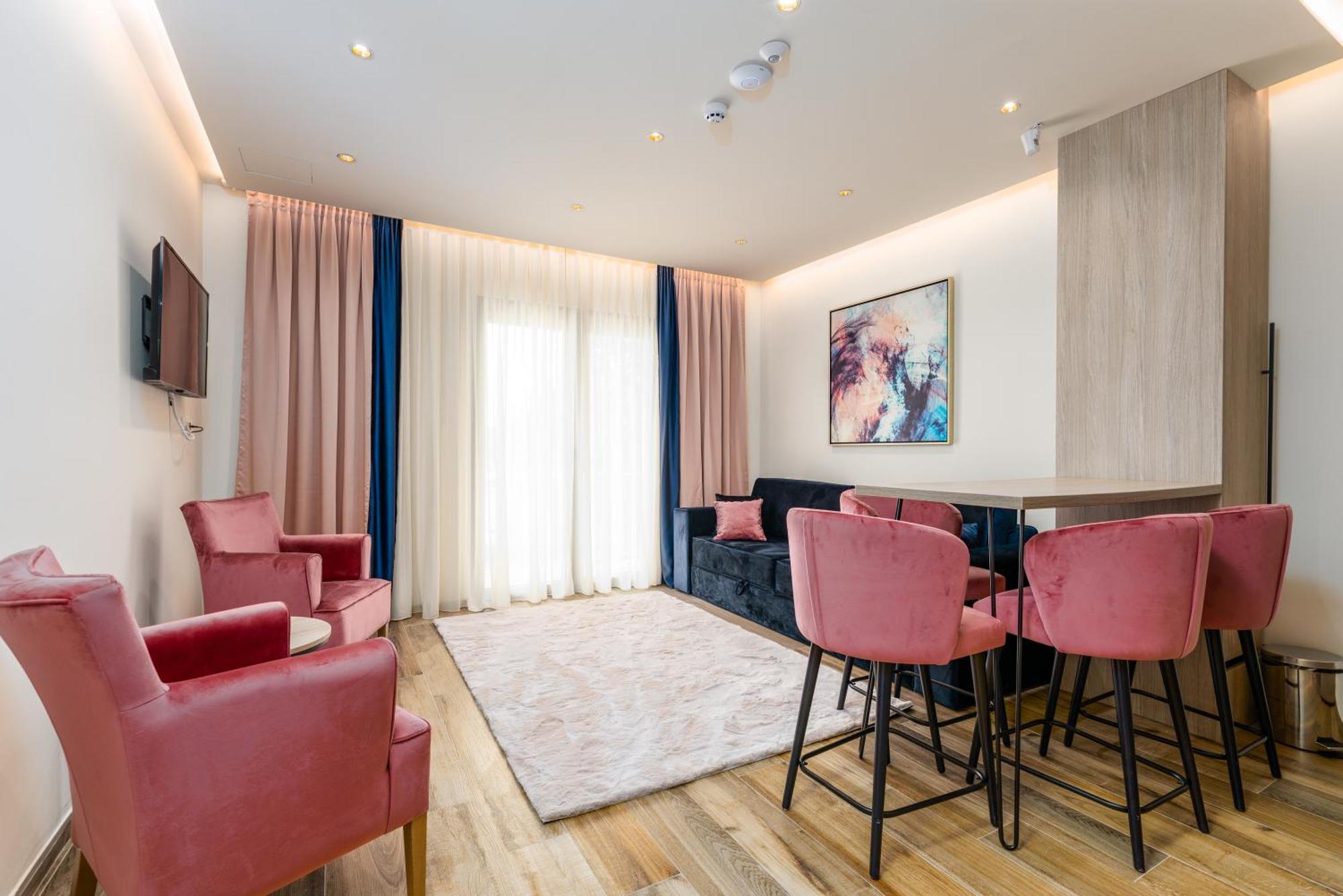 Hotel Vila Hedonija Herceg Novi Buitenkant foto